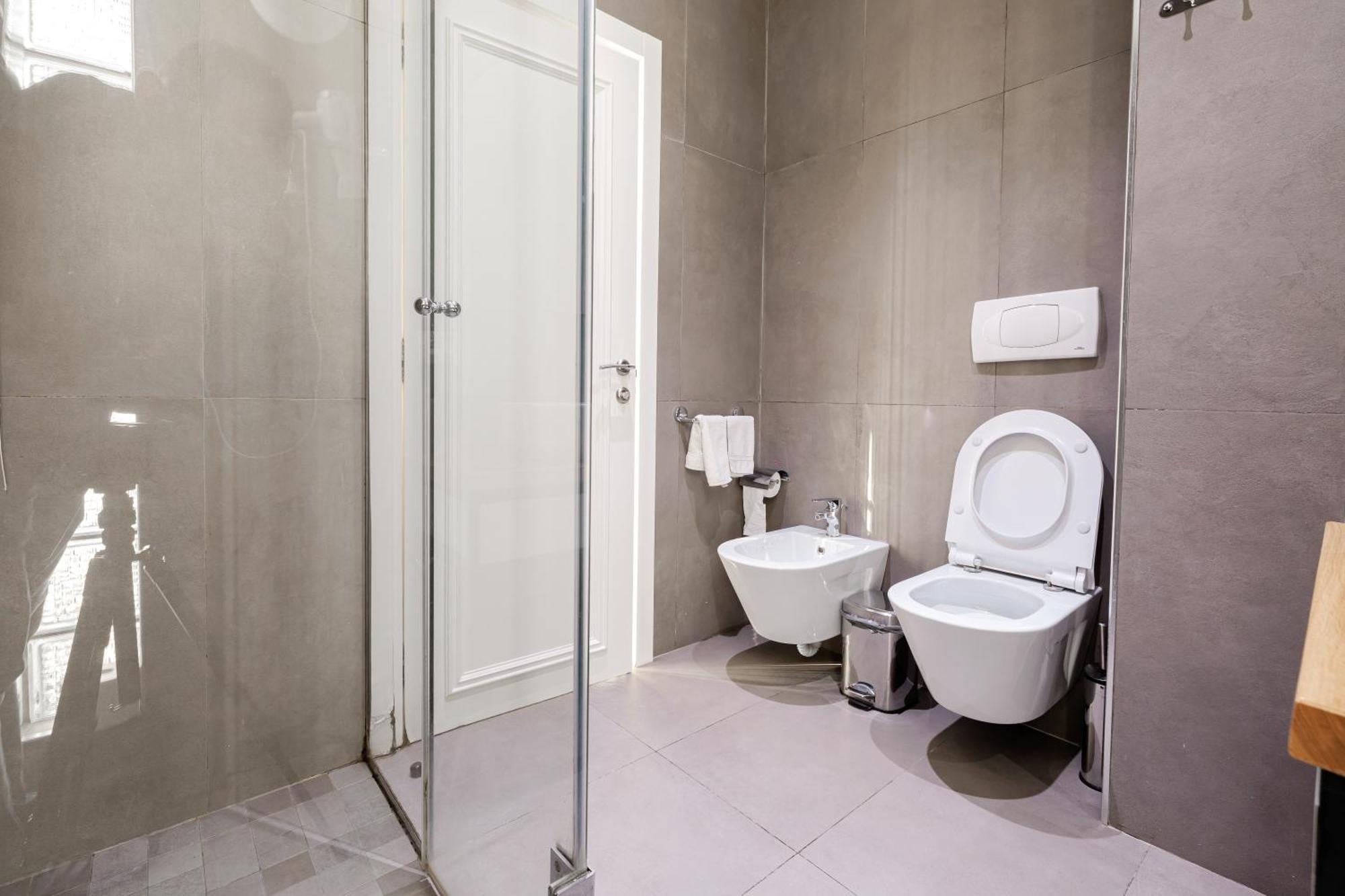 Boutique Hotel Whisky Tirana Buitenkant foto