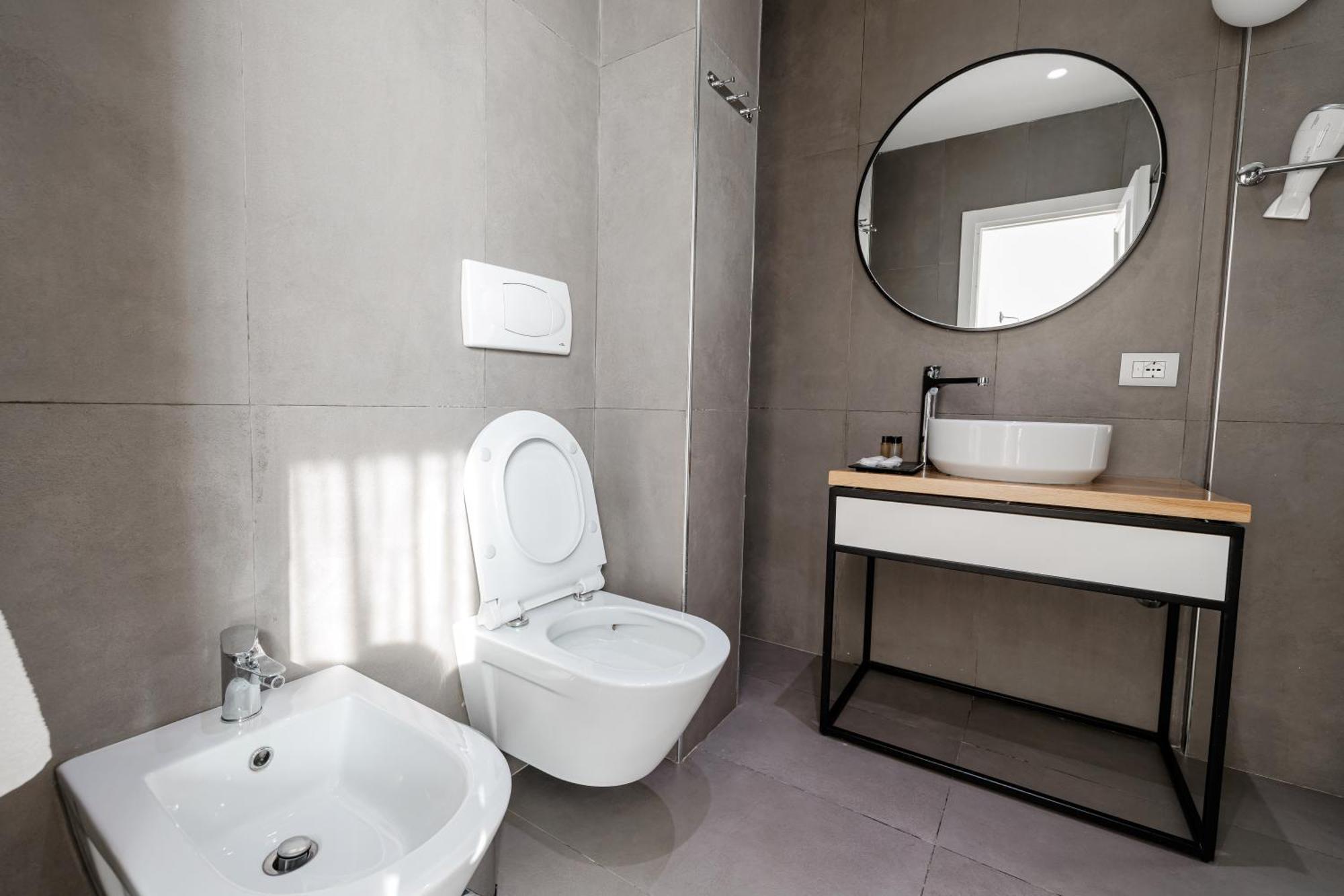 Boutique Hotel Whisky Tirana Buitenkant foto