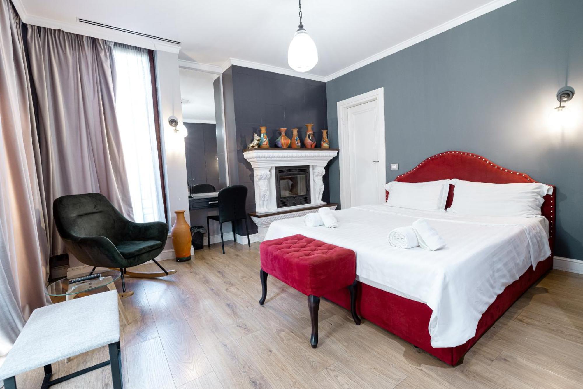 Boutique Hotel Whisky Tirana Buitenkant foto