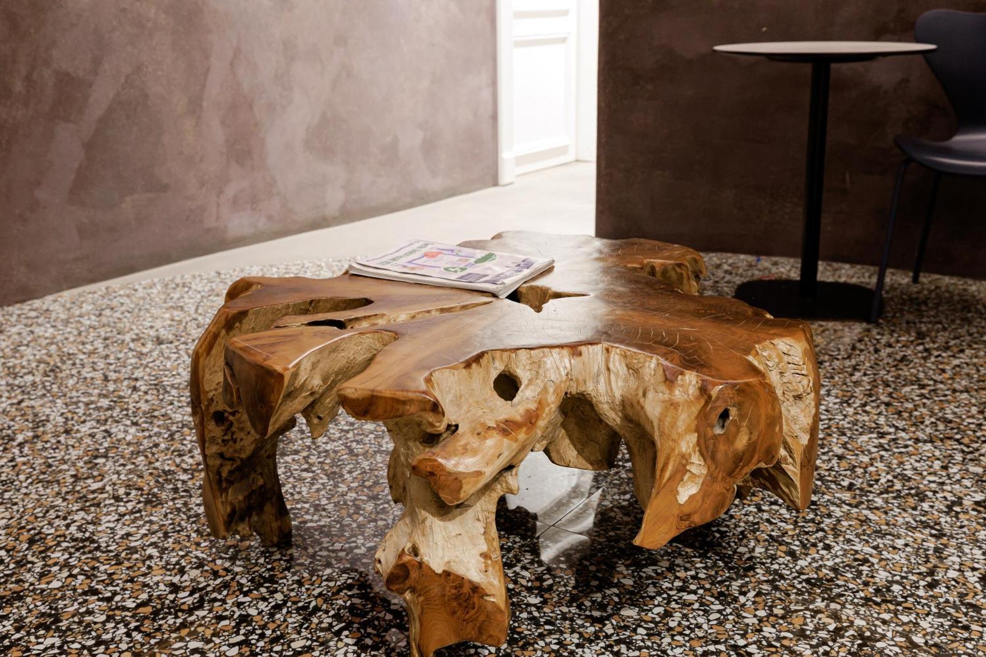 Boutique Hotel Whisky Tirana Buitenkant foto